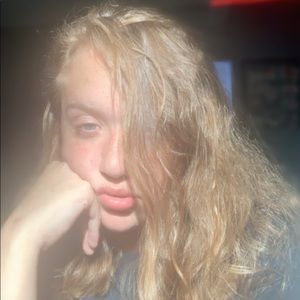 Meet your Posher, Alaina